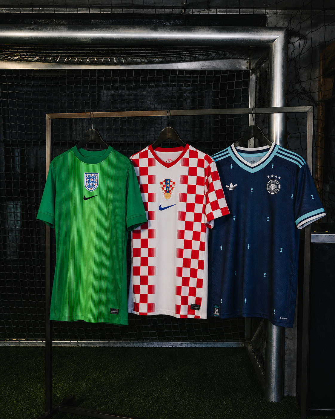 Damen WM Trikot Mystery Box mit England, Kroatien und Deutschland Trikots