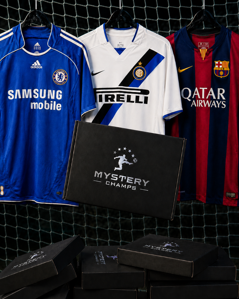 Mystery Box de maillots de football vintage par MysteryChamps, avec différents maillots rétro